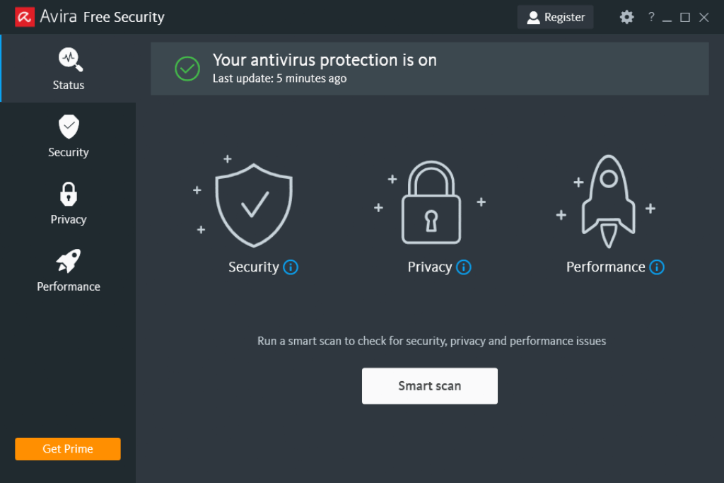 Avira Free Security dashboard with smart scan options for security, privacy, and performance